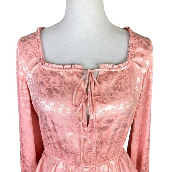 Divine Heritage Pink Floral Jacquard Satin Long Sleeve Peasantcore Blouse - Picture 6 of 13